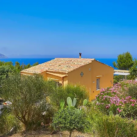 Desiree - Scopello-villas