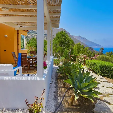 Desiree - Scopello-villas Villa Scopello (Sicily)